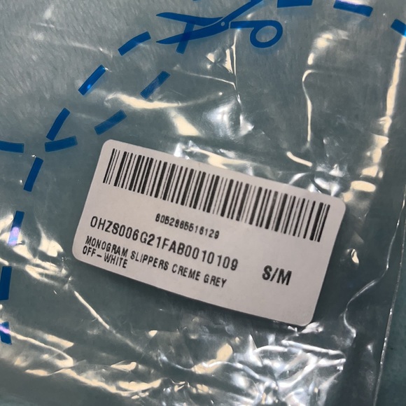 🚧OFF-WHITE SLIPPERS NWT - Picture 4 of 4